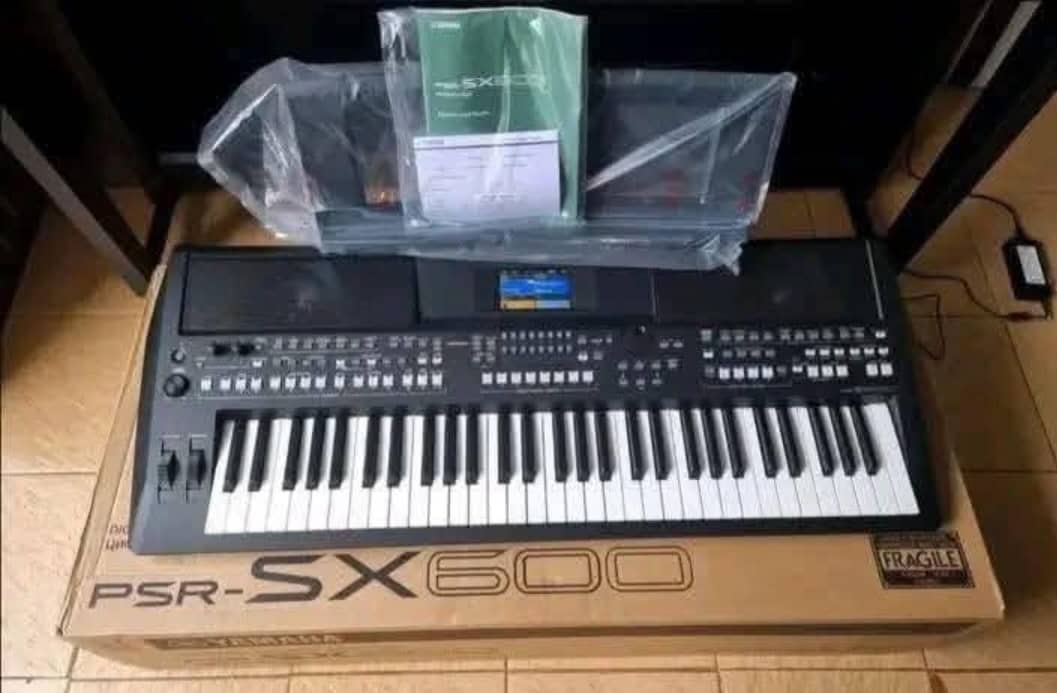 Electronic Piano